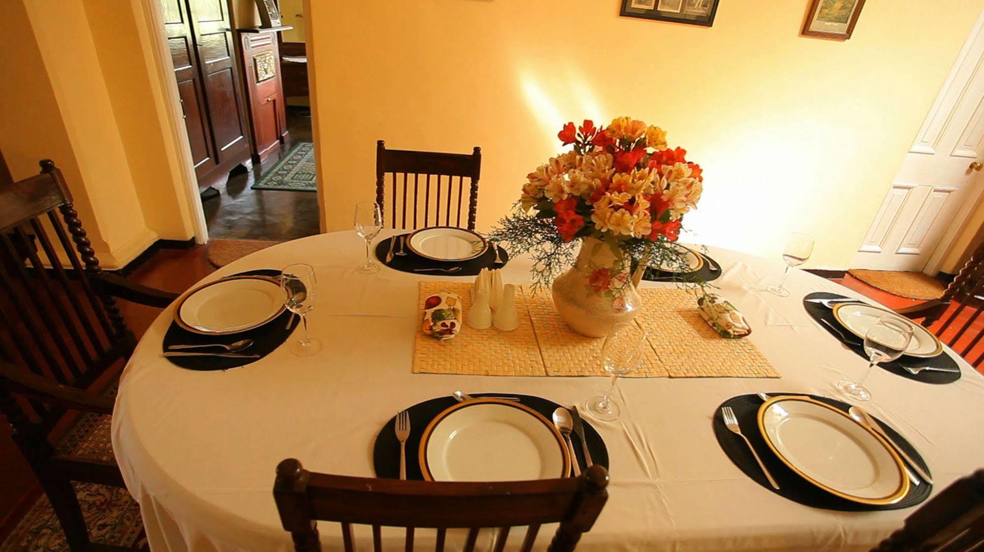 Senani Colonial Holiday Bungalow Nuwara Eliya Zewnętrze zdjęcie